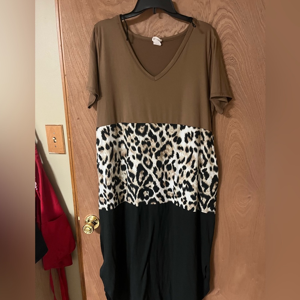 Brand is P & Rose Color is Brown, Leopard, and Black